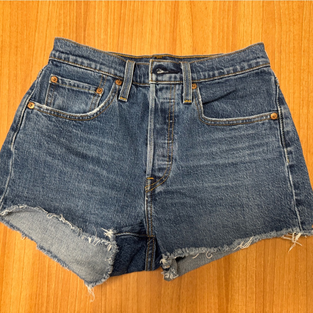 Levi 501 shorts